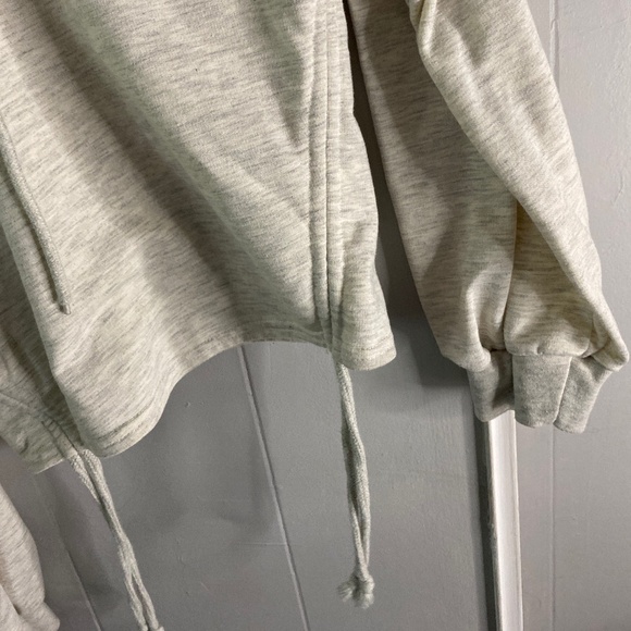 Ardene Cropped Hoodie Cinched Sides With Drawstrings - Picture 2 of 4